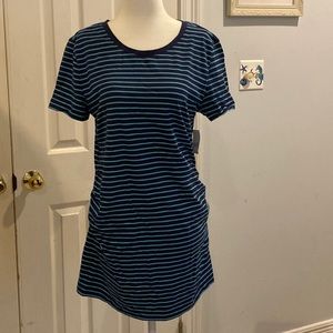 4 for $20 NWT Maternity Gap shirt